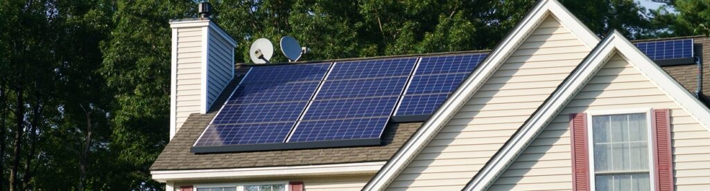 meilleure orientation des panneaux solaires sur une toiture